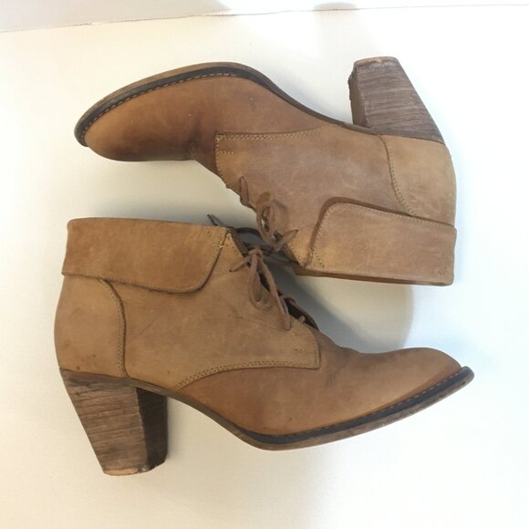 Steve Madden Bootie Jasperr Cuffed Tan Leather Size 9.5 Distressed - Picture 3 of 14
